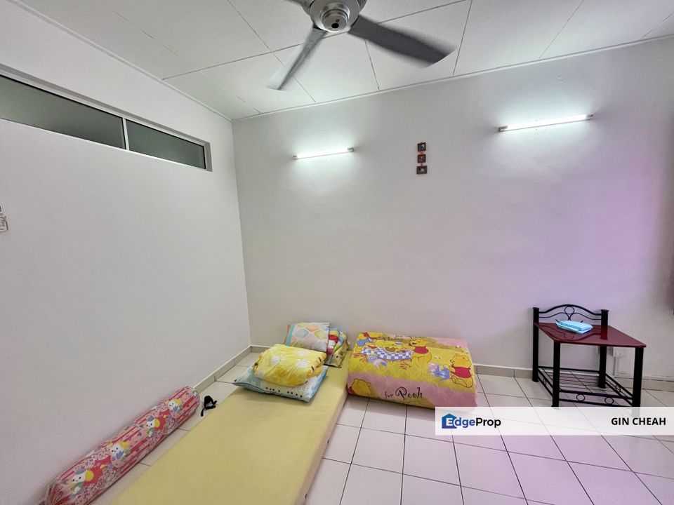 Cheras Mewah, 2 Storey Superlink For Sale, Freehold, Renovated with Kitchen Extended, No Facing House , Kuala Lumpur, Cheras