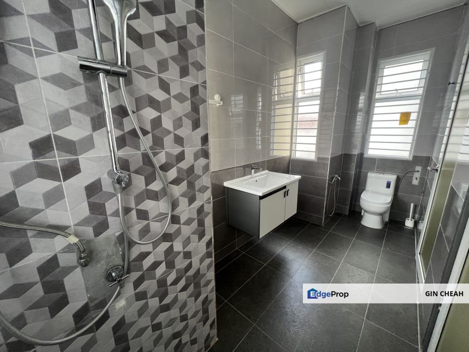 Damai Jasa In Alam Damai, 2 Storey Superlink For Sale, Newly Renovated 1 yr only, Kitchen Extended with Approval, Gated Guarded, Kuala Lumpur, Cheras