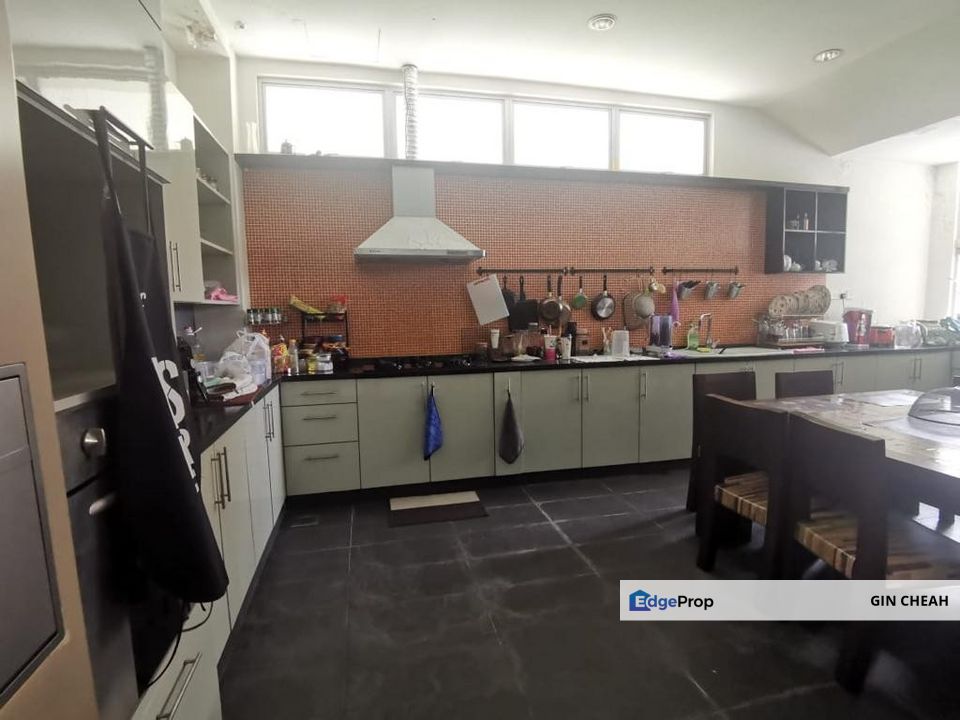 Country Heights In Kajang, 2 Storey Bungalow For Sale, Big Land 13,000sf, Freehold, Good Location, Selangor, Country Heights