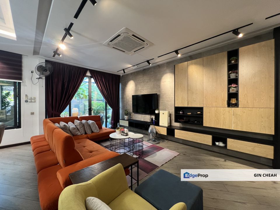 Country Heights In Kajang, 2 Storey Bungalow For Sale, Tastefully and Newly Renovated, Large Sky Garden and Balcony
, Selangor, Country Heights