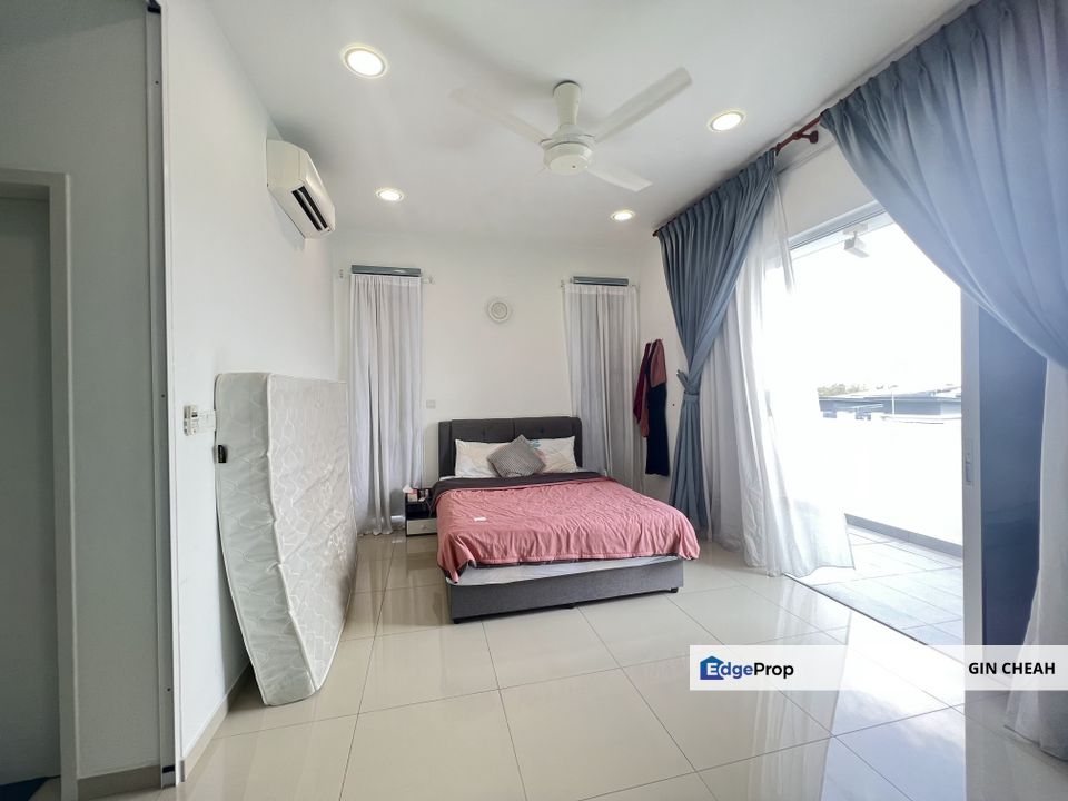 Jade Hills In Kajang, 2.5 Storey Cluster Semid For Sale, Fully Renovated, Fully Furnish, Tenanted, Good Condition, Selangor, Kajang