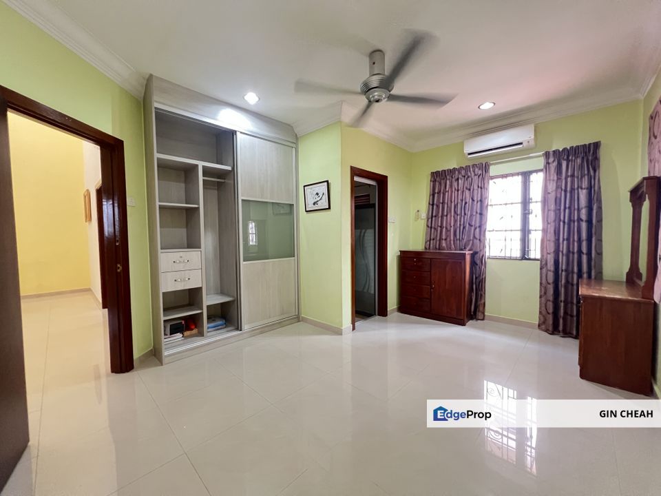 Bali Residence in Segar Perdana, 2 Storey Semid for Sale, Renovated with Extended, Leasehold, Gated Guarded, Good Condition , Selangor, Cheras