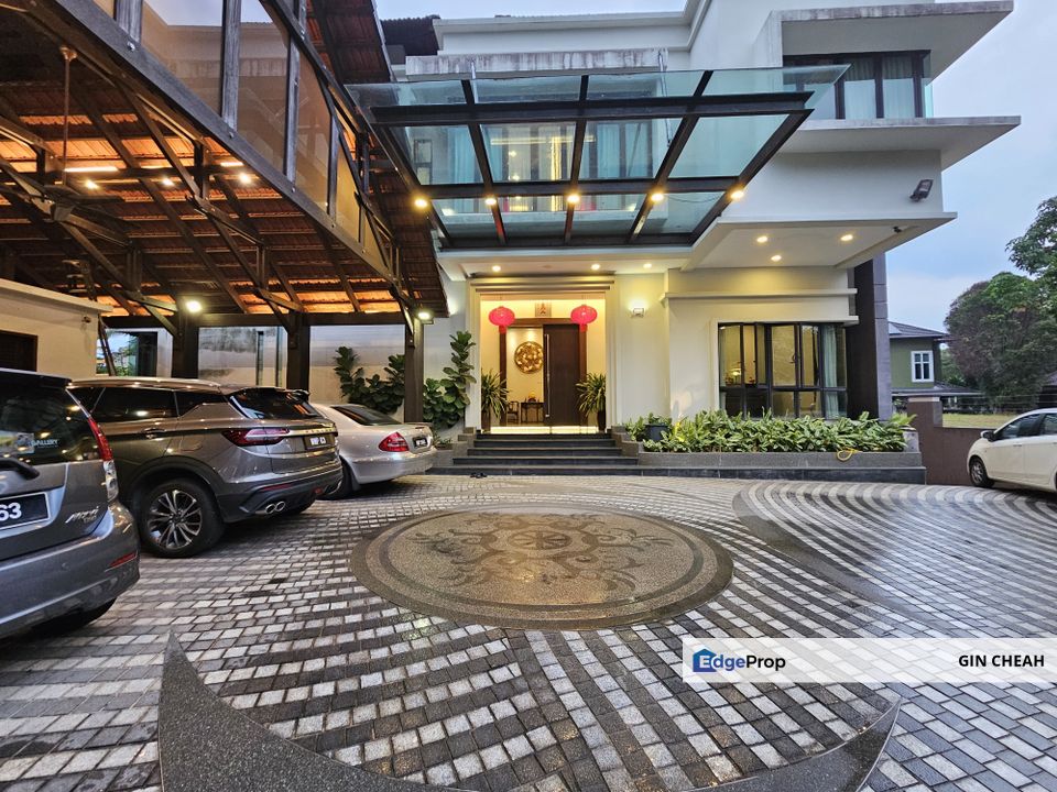 Bukit Gita Bayu In Seri Kembangan, 3 Storey Bungalow For Sale, Luxury Design With Private Life, Huge Koi Ponds Garden, Move In Condition, Selangor, Seri Kembangan