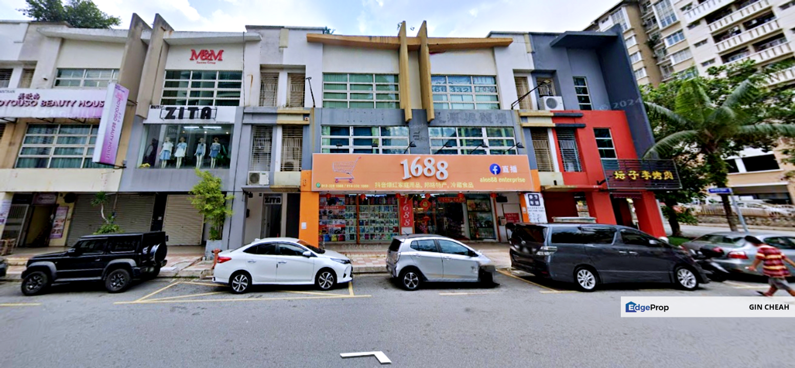 Metro Perdana In Taman Usahawan Kepong, 3 Storey Terrace Shop For Sale, Tenanted With Rental RM17,000, Kuala Lumpur, Kepong