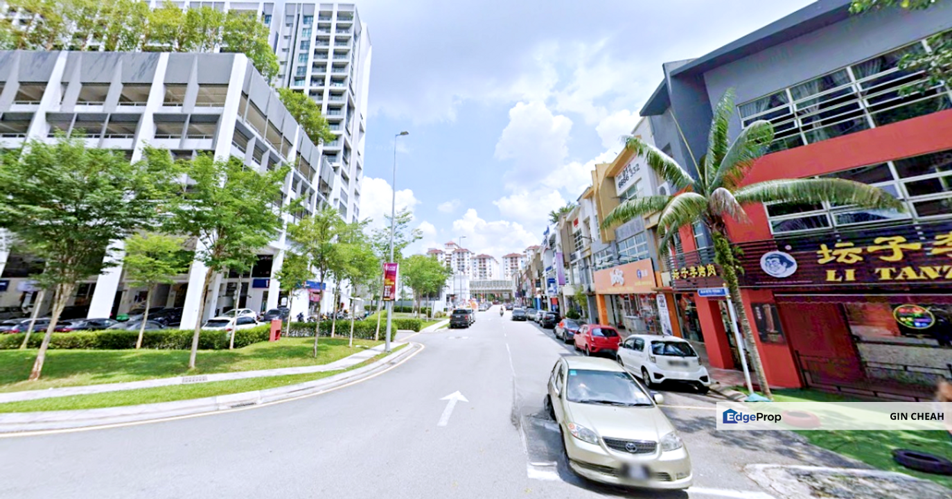 Metro Perdana In Taman Usahawan Kepong, 3 Storey Terrace Shop For Sale, Tenanted With Rental RM17,000, Kuala Lumpur, Kepong