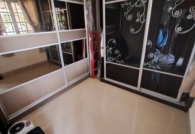 Taman Kinrara Seksyen 2