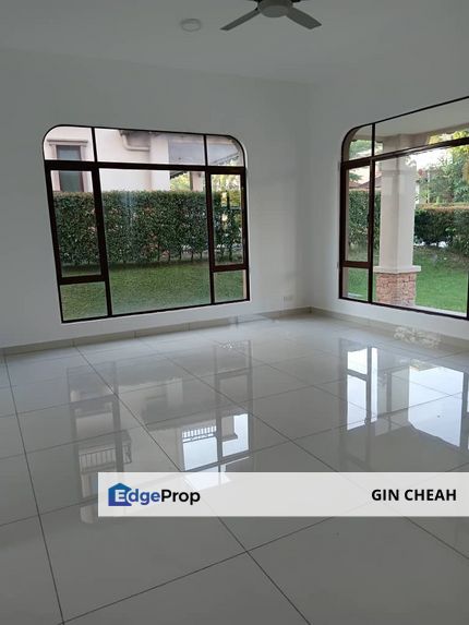 Diamond City In Semenyih, 3 Storey Bungalow For Sale, Tight Security, Basic Unit, Suitable for Own Design and Renovation, Selangor, Semenyih