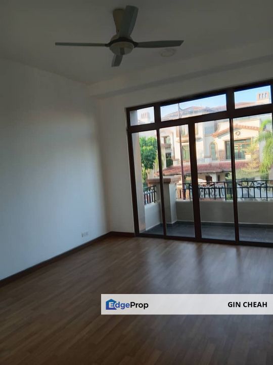 Diamond City In Semenyih, 3 Storey Bungalow For Sale, Tight Security, Basic Unit, Suitable for Own Design and Renovation, Selangor, Semenyih