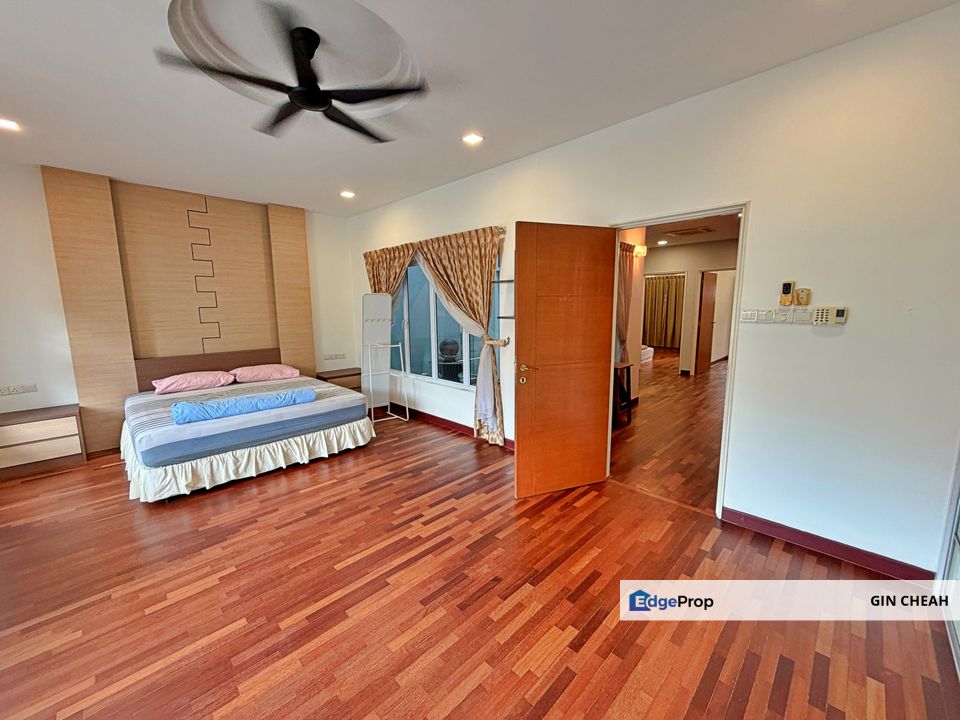 Jalil Sutera In Bukit Jalil, 2.5 Storey Superlink For Sale, Move In Condition, Walking Distance To Lai Meng, Big Land Area, Kuala Lumpur, Bukit Jalil