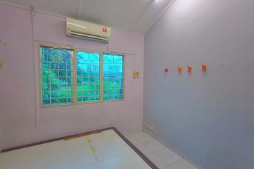 Jalan Sri Petaling 9