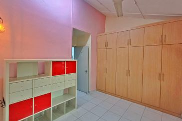 Jalan Sri Petaling 9