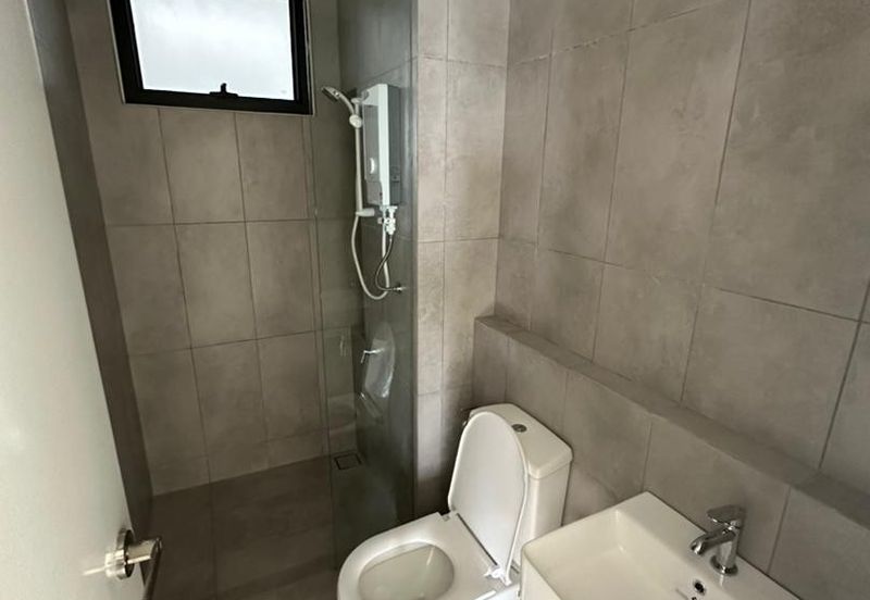 Emerald 9 Condominium