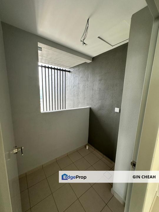 Emerald 9 Condo For Sale, Bare Unit, Walking Distance To MRT Station, Selangor, Cheras