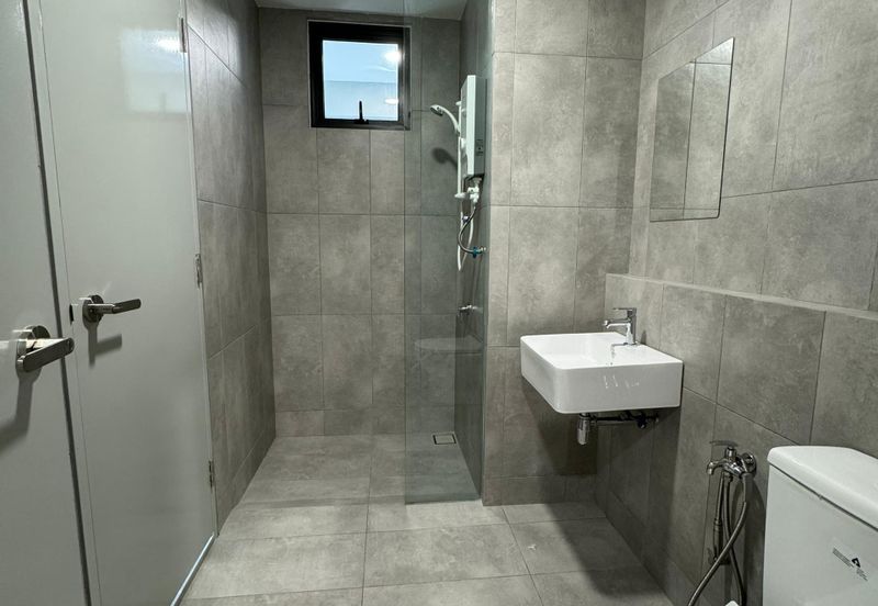 Emerald 9 Condominium