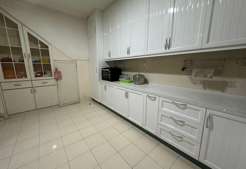 SL 4, Bandar Sungai Long