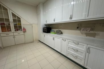 SL 4, Bandar Sungai Long