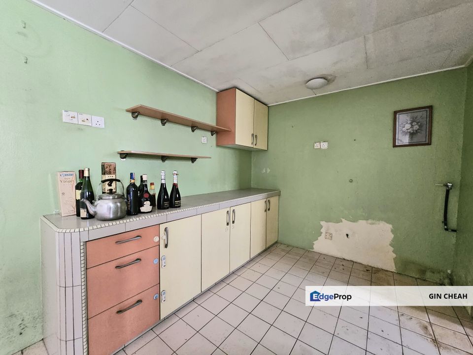 Cheras Hartamas, 2 Storey Terrace For Sale, Kitchen Extended, Gated Guarded, Good Condition, Near Leisure Mall, Selangor, Cheras