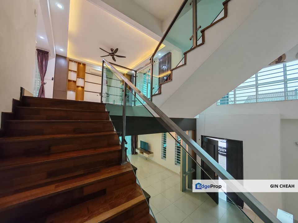 Saujana Villa In Kajang, 2.5 Storey Semid For Sale, Move In Condition, Kitchen Extended, Partly Furnish, Selangor, Kajang