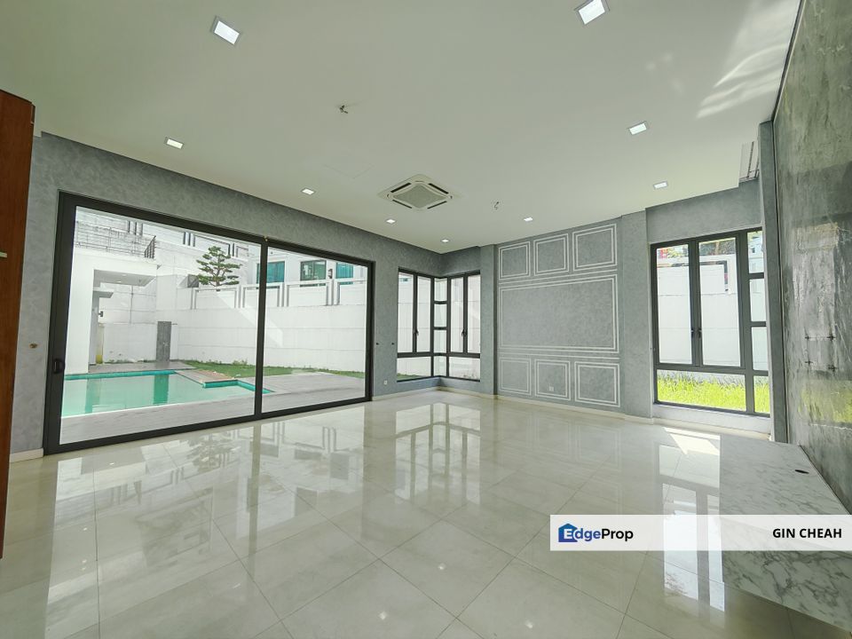 Taman Sering Ukay In Ampang, 3 Storey Bungalow For Sale, Freehold, Gated Guarded, Low Desity, Nice Environment, Private Pool, Selangor, Ampang