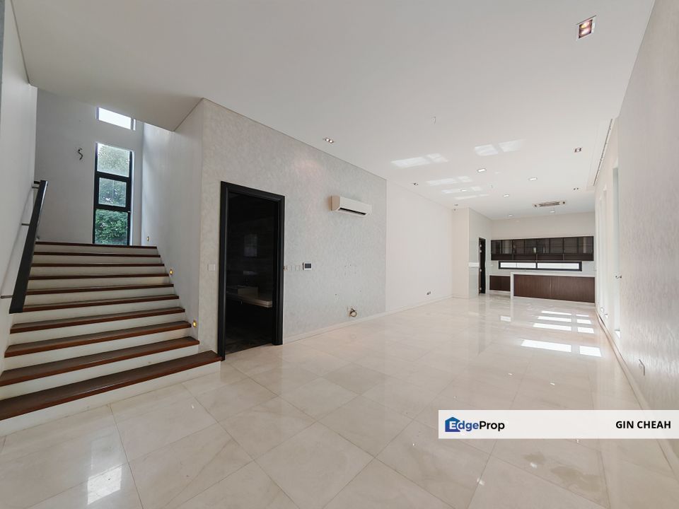 Taman Sering Ukay In Ampang, 3 Storey Bungalow For Sale, Freehold, Gated Guarded, Low Desity, Nice Environment, Private Pool, Selangor, Ampang