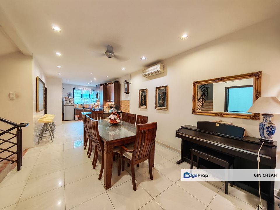 Taman Dagang Permai In Ampang, 2.5 Storey Superlink For Sale, Fully Renovated, Limited Freehold, Good Condition, Selangor, Ampang