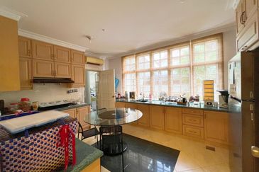 Taman Tun Dr Ismail (TTDI)