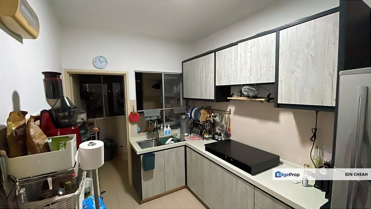 Mentari Condo In Bandar Sri Permaisuri, Good Condition, Partly Furnish, Kuala Lumpur, Cheras