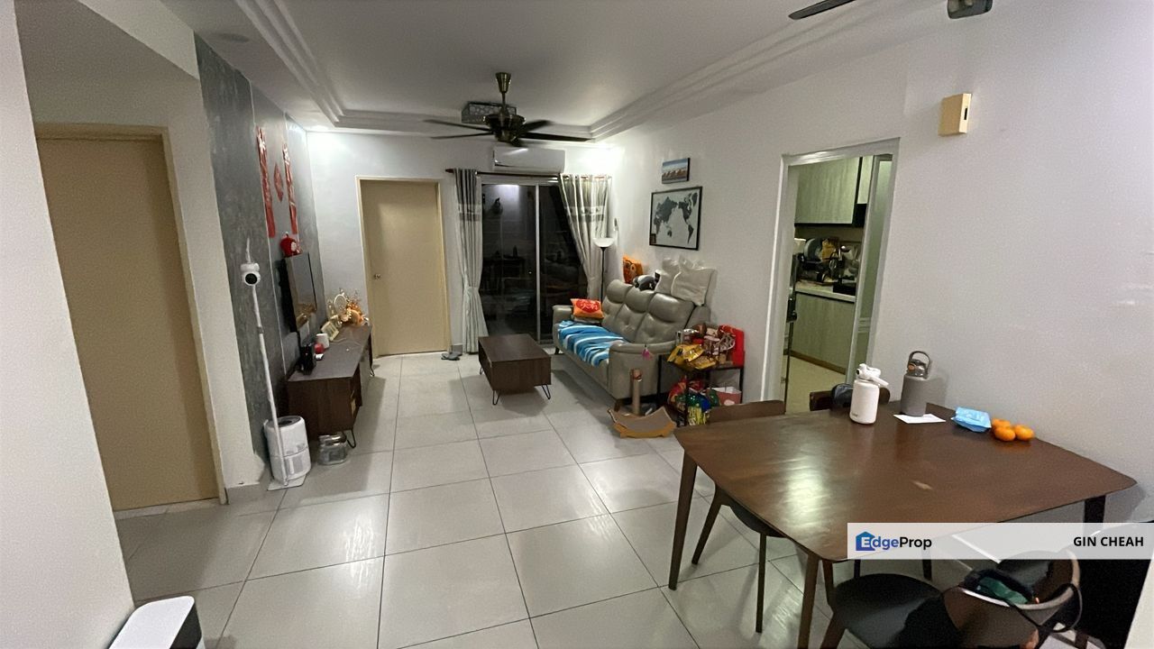 Mentari Condo In Bandar Sri Permaisuri, Good Condition, Partly Furnish, Kuala Lumpur, Cheras