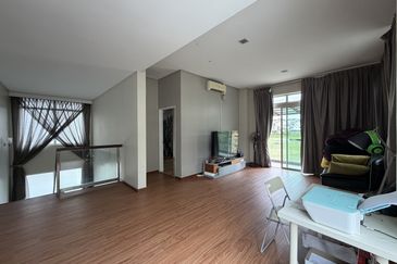 Avenue 6, Bandar Tun Hussein Onn