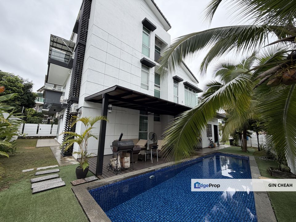 Avenue 6 In Bandar Tun Hussein Onn, 2.5 Storey Bungalow For Sale, With Pool, Guarded, Good Condition, Selangor, Cheras