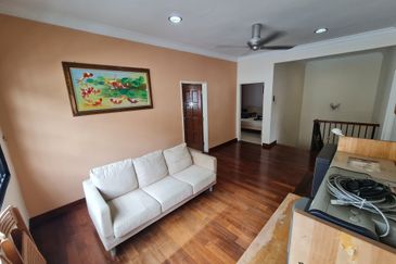 SL 4, Bandar Sungai Long