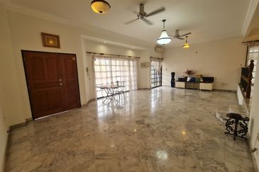 SL 4, Bandar Sungai Long