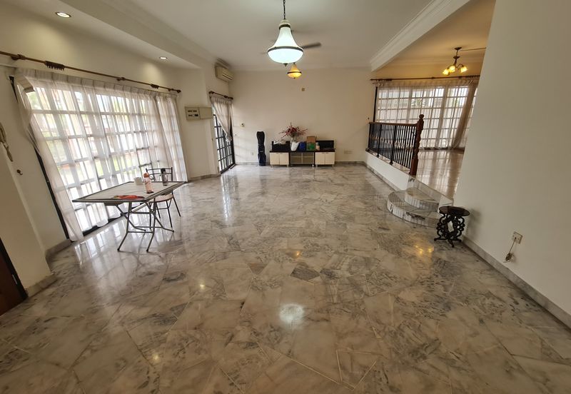 SL 4, Bandar Sungai Long