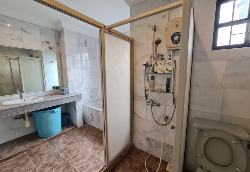 SL 4, Bandar Sungai Long