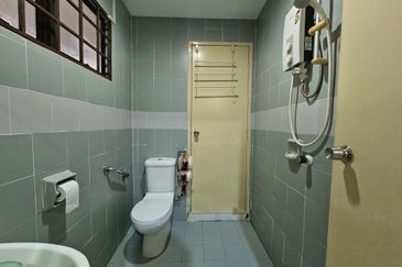 SL 4, Bandar Sungai Long