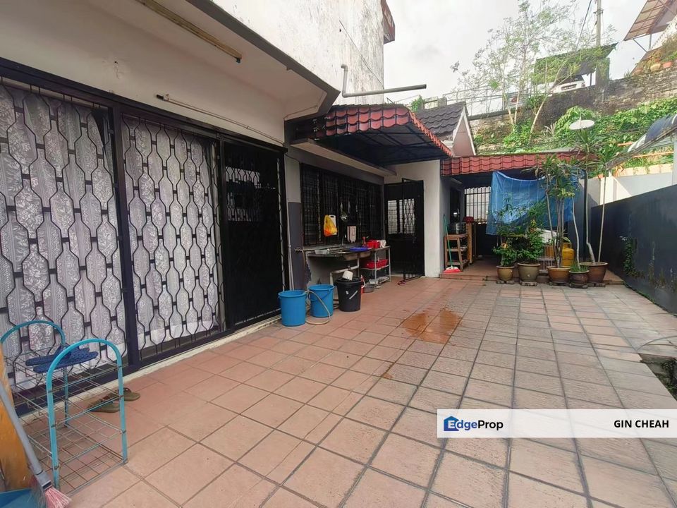 Taman Putri In Ampang, 2 Storey Semid For Sale, Gated Guarded, Big Land 38x85, Selangor, Ampang