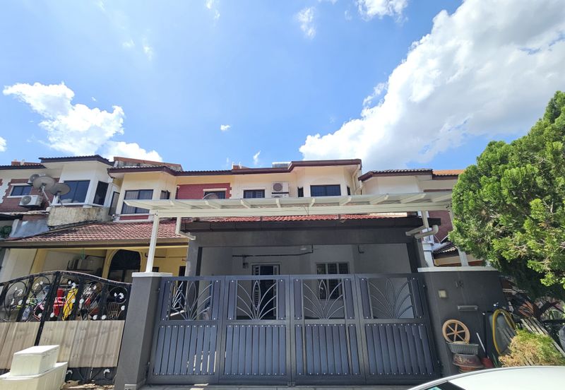 SL 9, Bandar Sungai Long