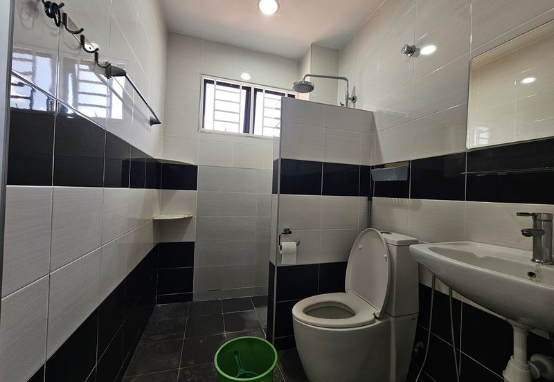 SL 9, Bandar Sungai Long