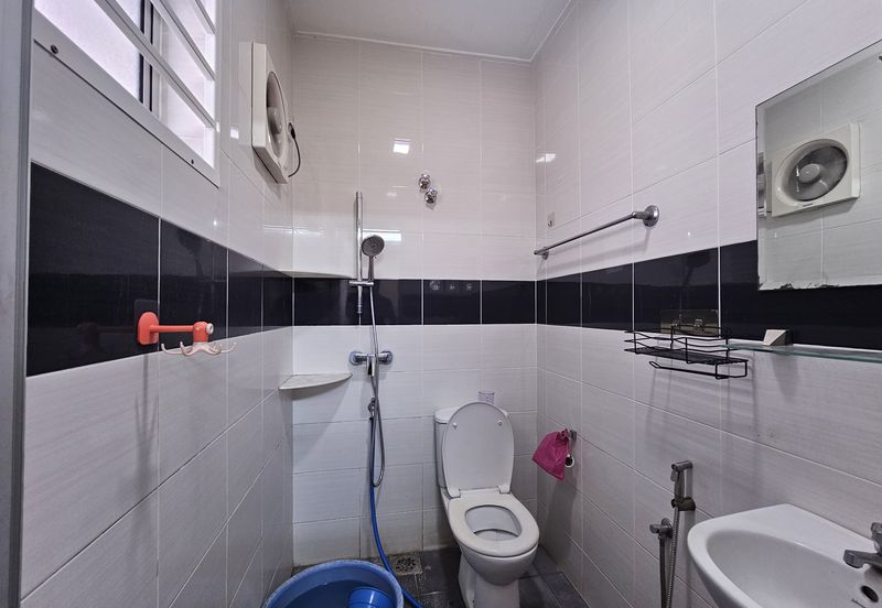 SL 9, Bandar Sungai Long