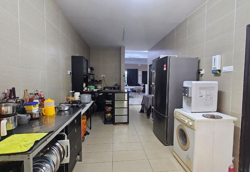 D'Premier @ Bandar Damai Perdana