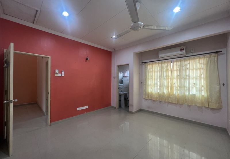 Bandar Tun Hussein Onn