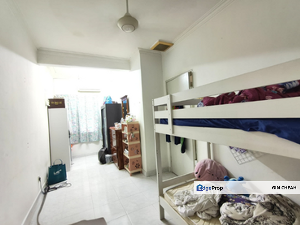 Damai Rasa In Alam Damai, 2 Storey Terrace For Sale, Kitchen Extended With Approval, Non bumi, Kuala Lumpur, Cheras