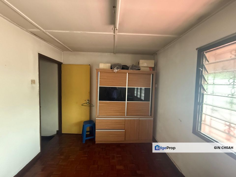 Sungai Besi In Bandar Baru Seri Petaling, 2 Storey Terrace For Sale, Can Convert To Freehold, Kuala Lumpur, Salak Selatan