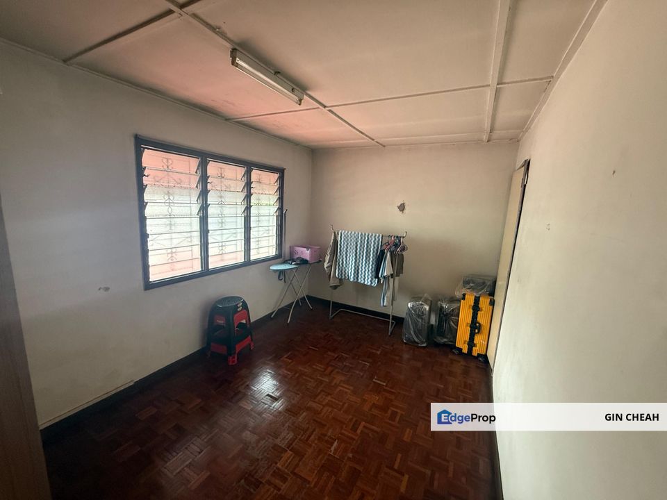Sungai Besi In Bandar Baru Seri Petaling, 2 Storey Terrace For Sale, Can Convert To Freehold, Kuala Lumpur, Salak Selatan