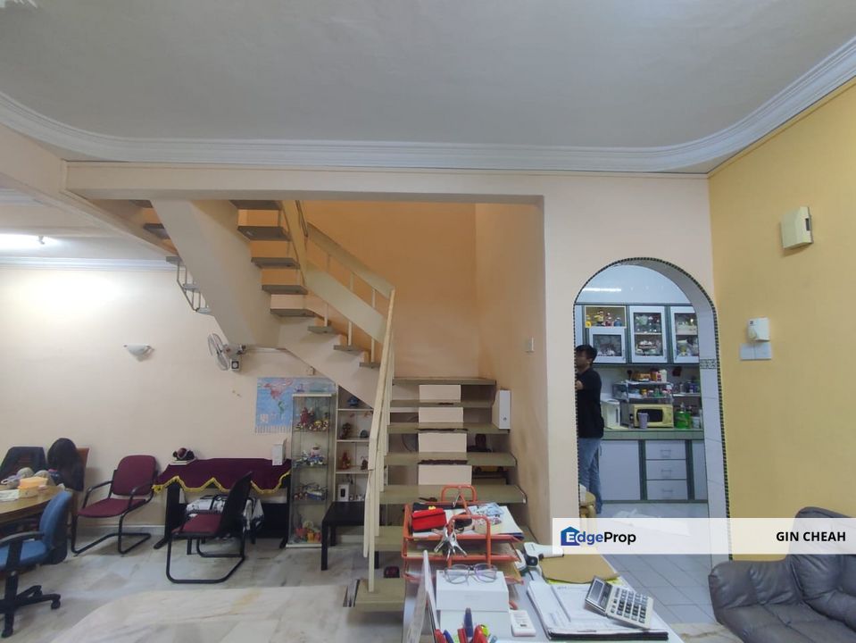 Taman Supreme In Cheras, 2 Storey Terrace For Sale, Freehold, Good Location, Kuala Lumpur, Cheras