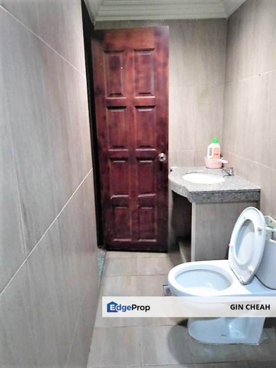 Limited Corner Unit / Super Hot Area / Super Good Condition / Renovated & Extended Unit / Taman Segar Perdana, Selangor, Cheras
