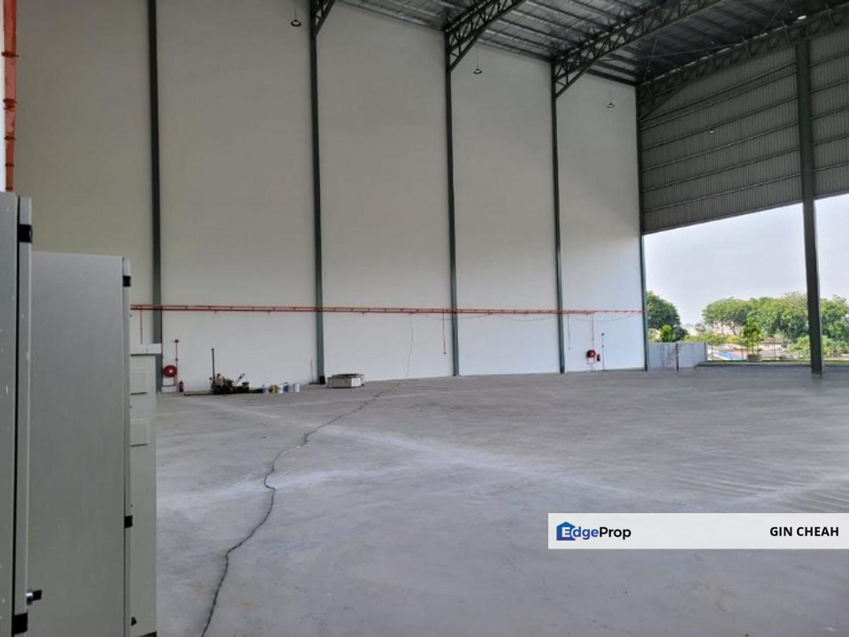 Brand New Warehouse For Sale At Balakong, Big Land Area 39,861sf, Selangor, Balakong