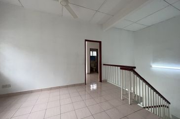 2 Storey Semi-D House For Sale In Bandar Sungai Long, Big Land Size