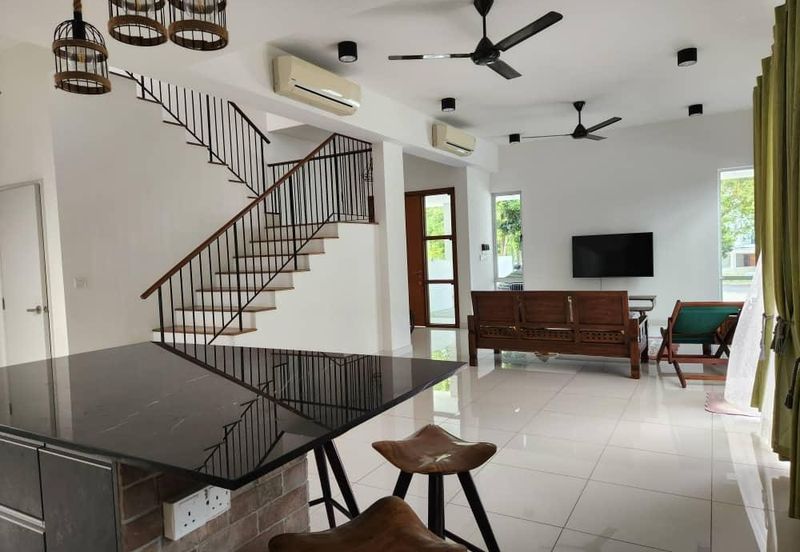 Parkfield Residences, Tropicana Heights