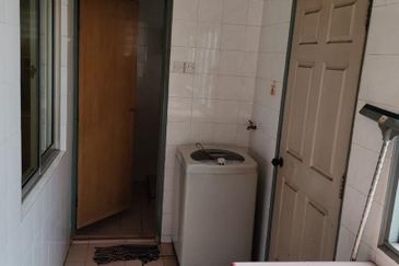 2 Storey Terrace House For Sale In Taman Rakyat Cheras, Renovated, Land 22x75, Good Condition
